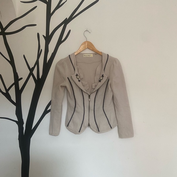 Anthropologie Jackets & Blazers - Anthropologie Charlie + Robin vintage style cream 100% wool jacket